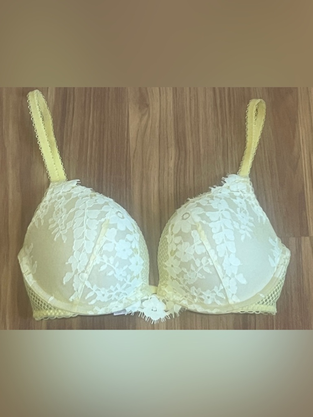 Victoria's Secret Dream Angels Push Up Bra Yellow White Floral Lace Overlay 32 D